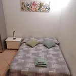 Apartamento Casa Di Roberto - Metro E Servizi A Due Passi! Roma