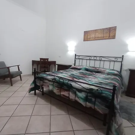 Casa Di Roberto - Metro E Servizi A Due Passi! *